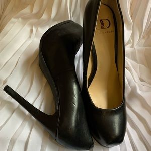 Black kelsi By Leather 5” Pumps